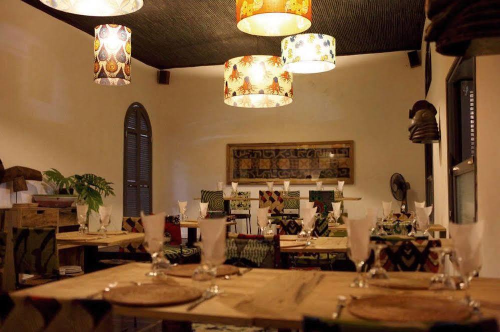 Siki Hotel Saint-Louis Kültér fotó
